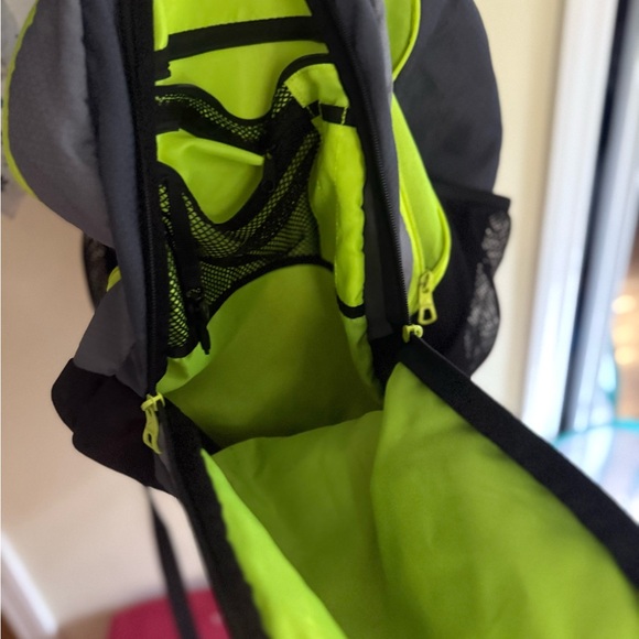 Adidas Men's Black and Neon Green Backpack - Picture 8 of 8